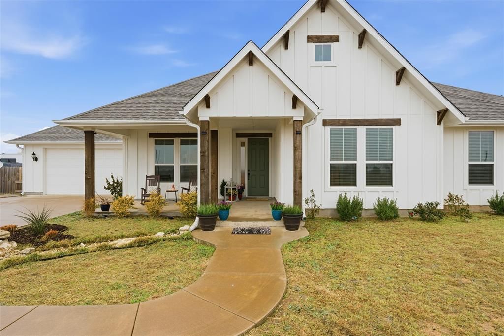 Photo of 1292 Whiskey Hollow, West, TX 76691 (MLS # 21164589)