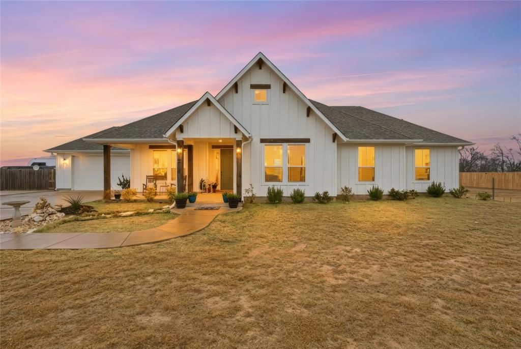 Photo of 1292 Whiskey Hollow, West, TX 76691 (MLS # 21164589)