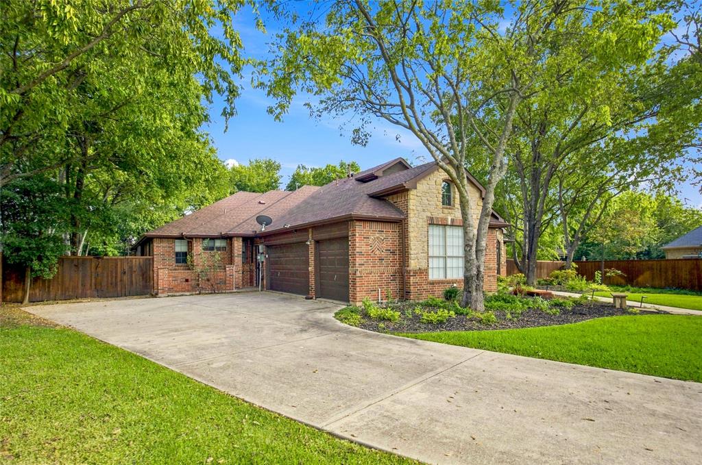 2105 Heather Ridge Court