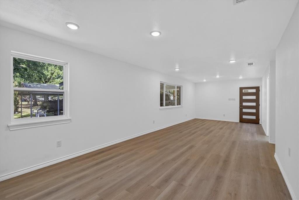 127 Camino Robles