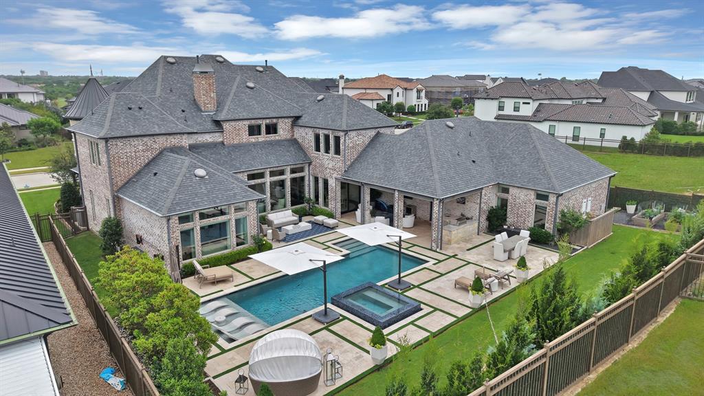 1752 Courtland Drive