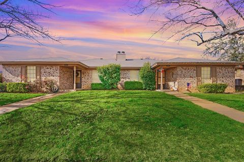 2701 Hurstview Drive Hurst TX 76054