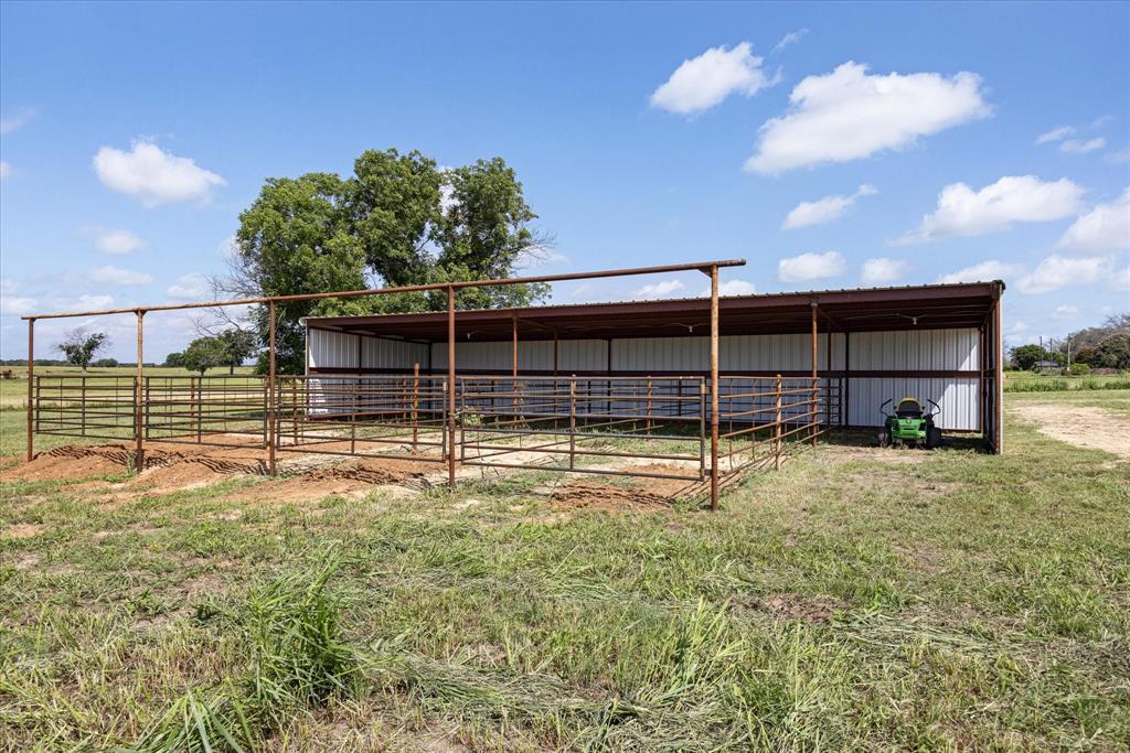 896 S County Road 283