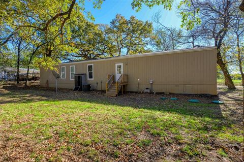 A home in Whitesboro