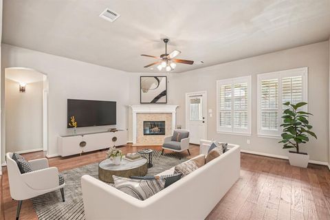 Property photo of 313 turnstone drive, little elm, TX 75068