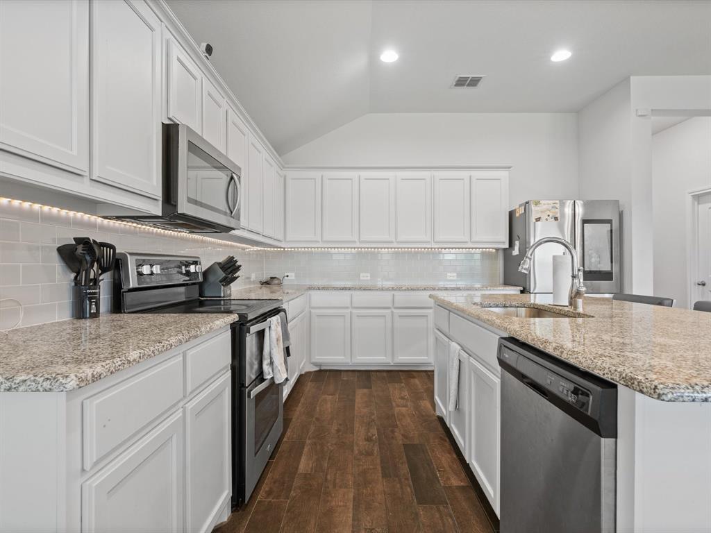 4204 Cordata Drive