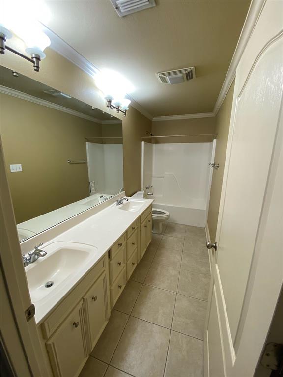 Forest Hills Sub - Residential Lease