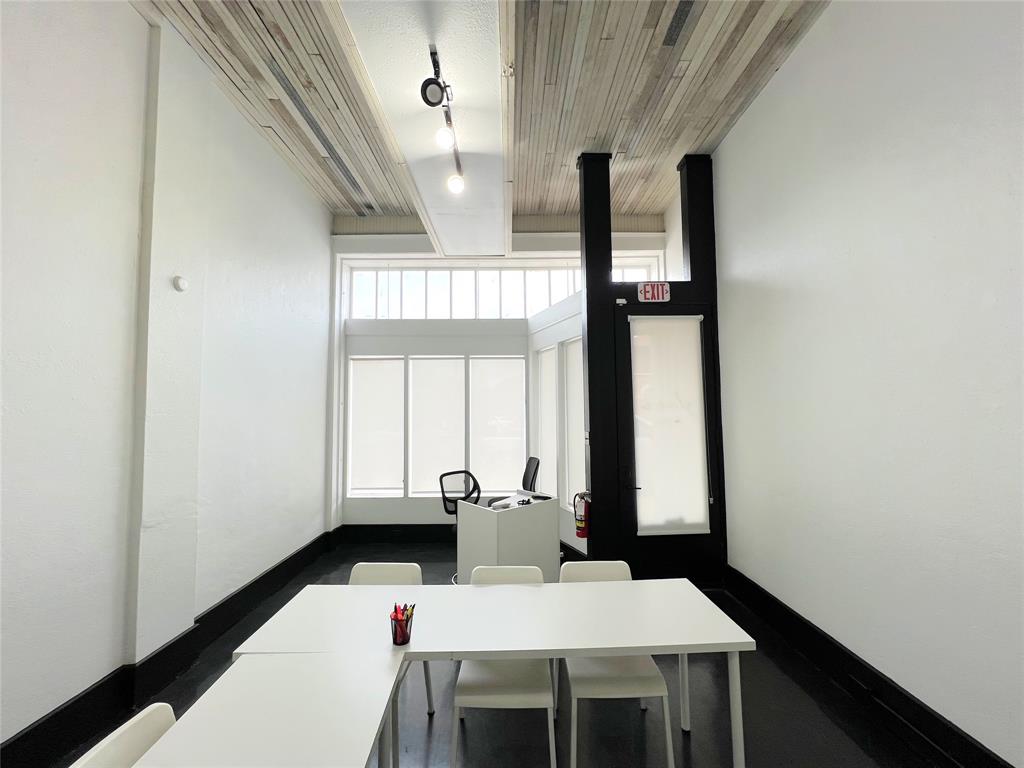 North Fort Worth - Commercial Lease