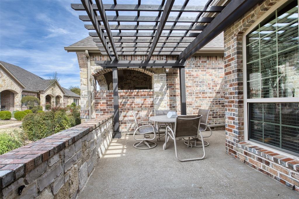 5671 Hummingbird Lane