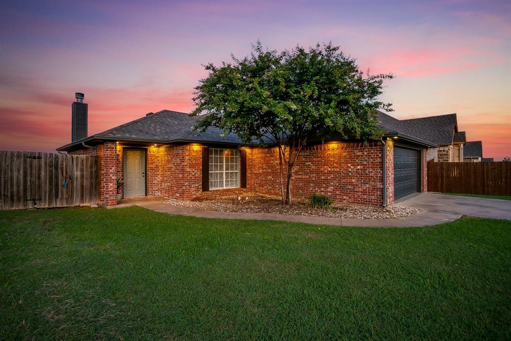 208 Cheyenne Trail