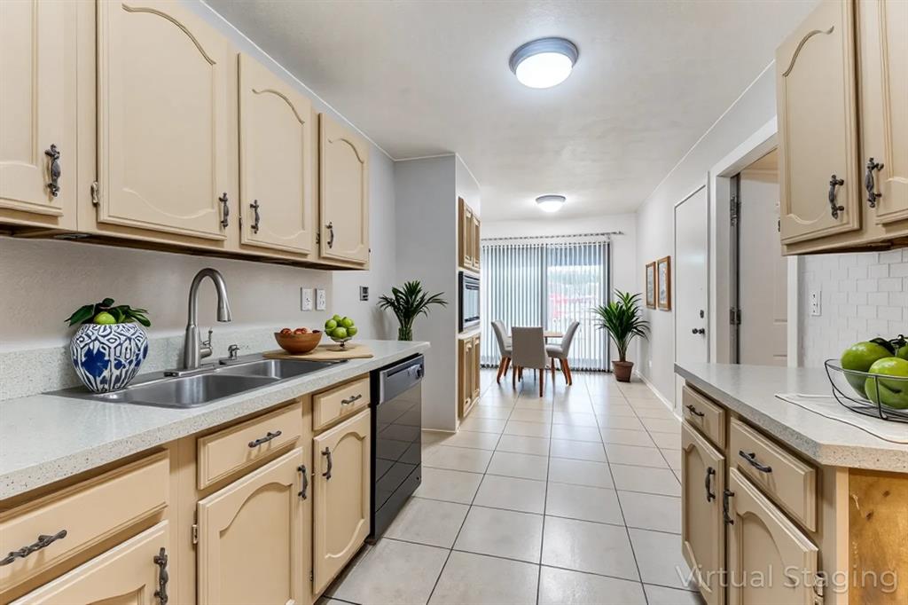 3623 Longcourt Circle