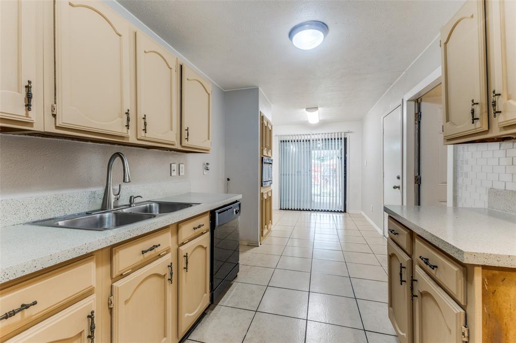 3623 Longcourt Circle