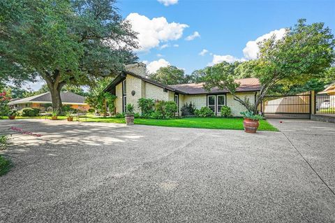 A home in Benbrook