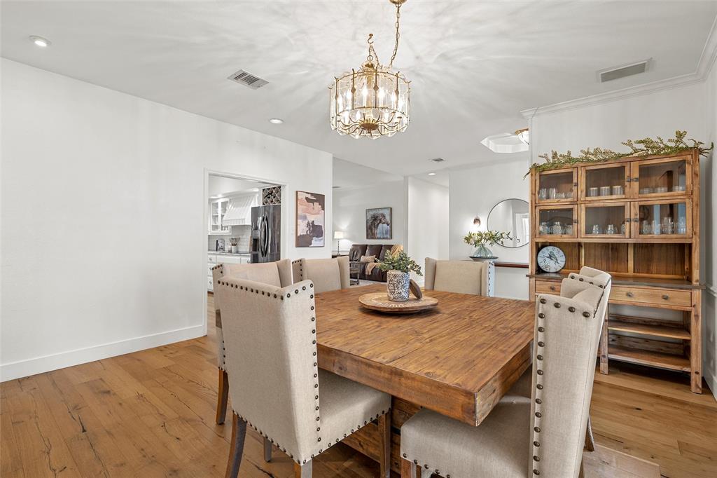 227 Oak Creek Circle