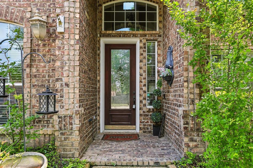 3412 Hofstra Drive