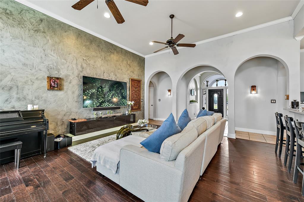 Bloomdale Estates - Farm