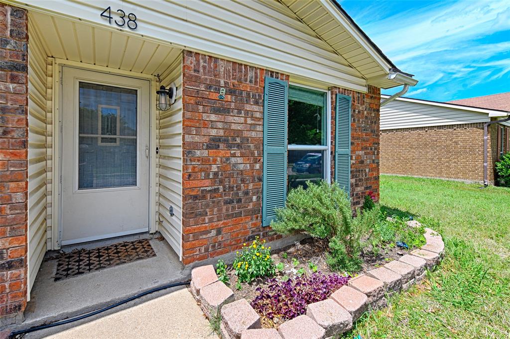 438 Woodhurst Drive