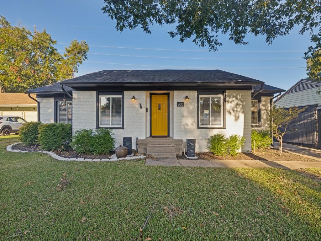 200 S Weatherred Drive