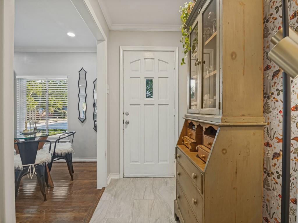 200 S Weatherred Drive