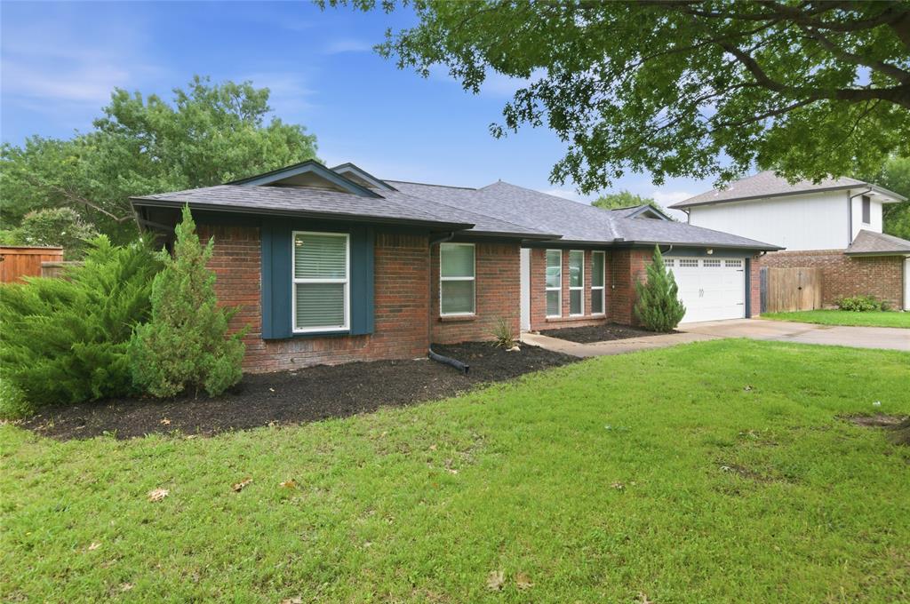 372 La Quinta Circle S