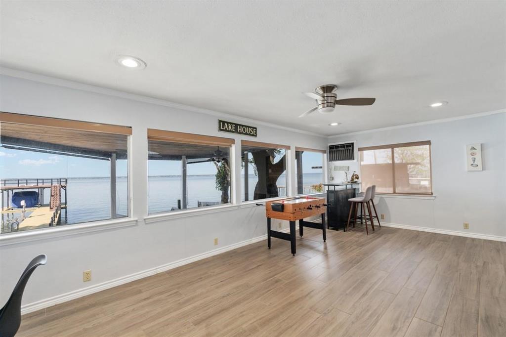 114 Harbor Drive
