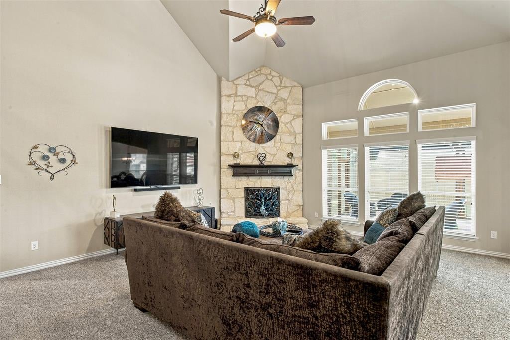 2431 Lusitano Lane