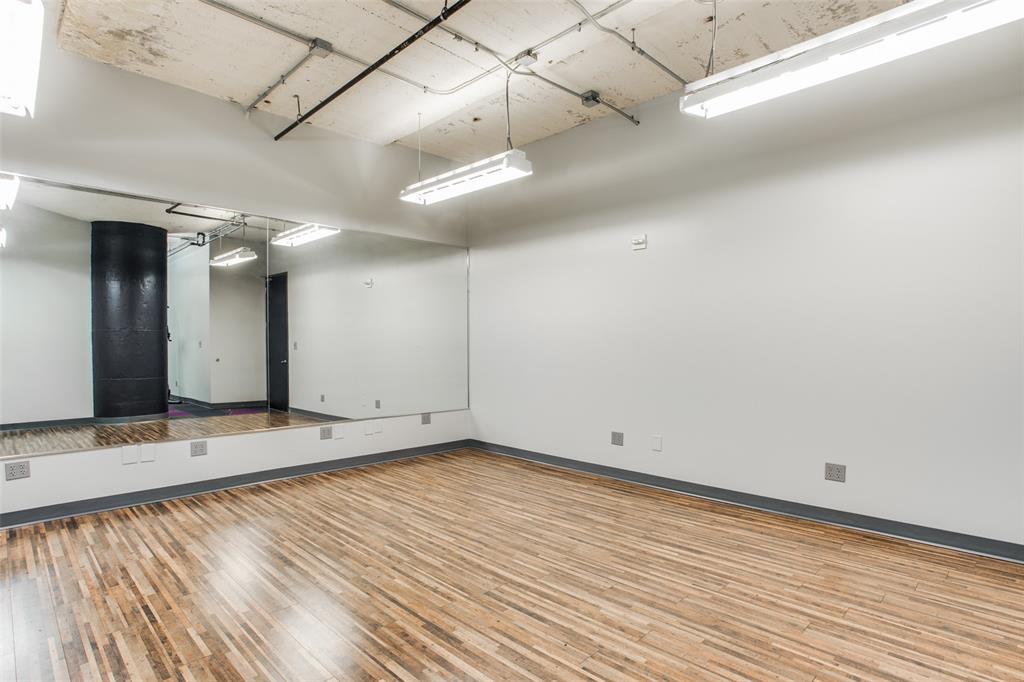 Soco Urban Loft Condo - Residential