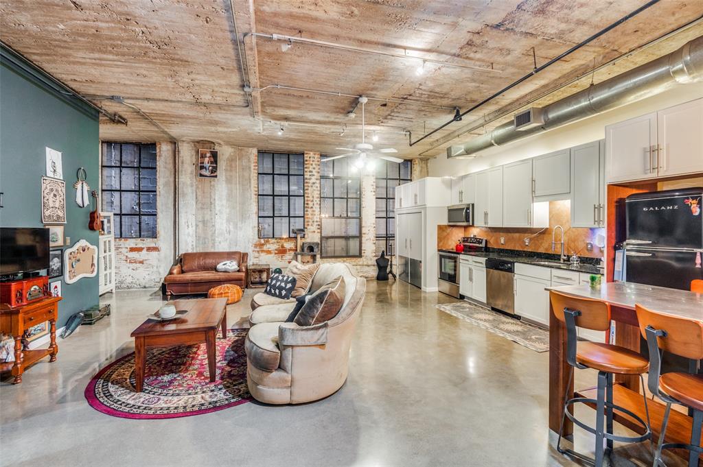 Soco Urban Loft Condo - Residential