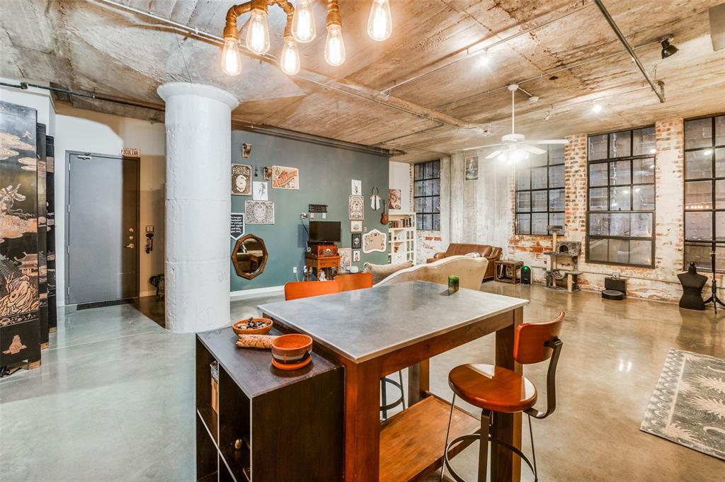 Soco Urban Loft Condo - Residential