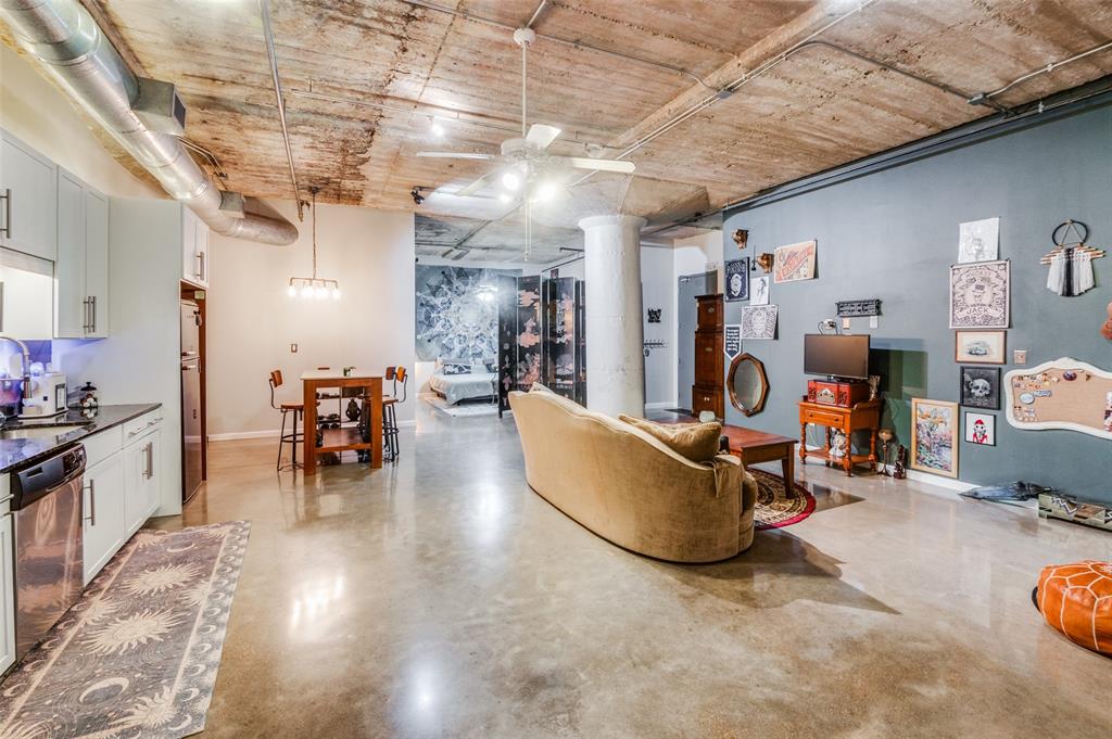 Soco Urban Loft Condo - Residential