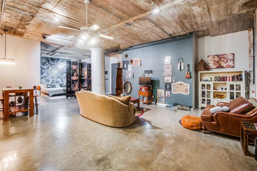 Soco Urban Loft Condo - Residential