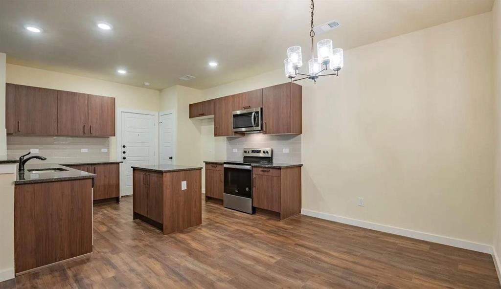 Heritage Hill Estates - Residential Income