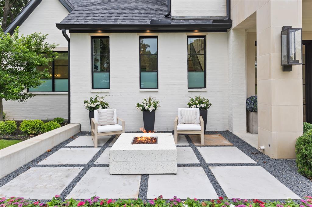 3821 Shelby Drive