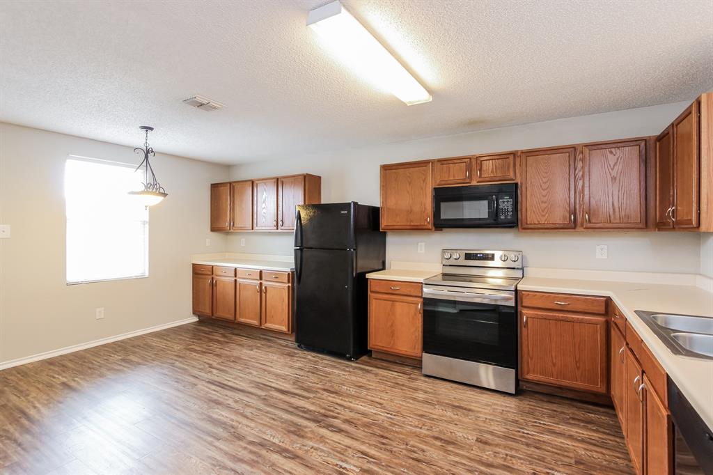 Hickory Ridge Ph 4 - Residential Lease