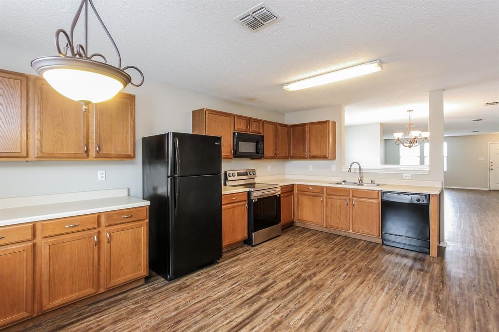 Hickory Ridge Ph 4 - Residential Lease