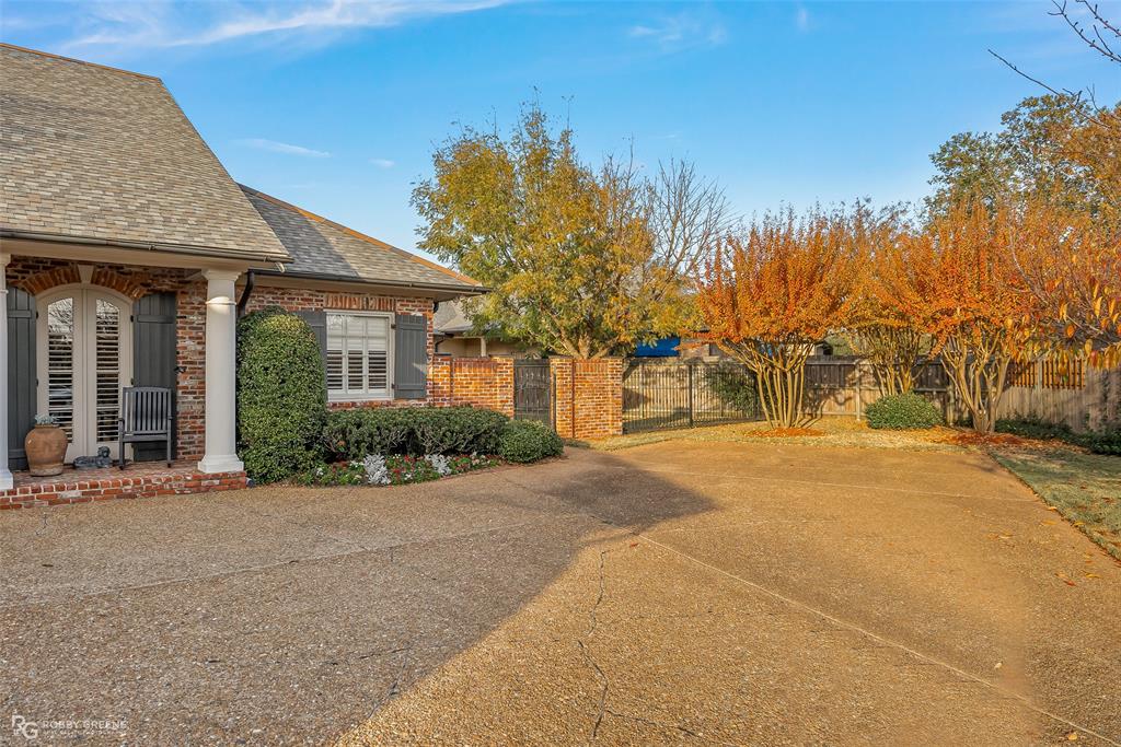 Pierremont Place - Residential