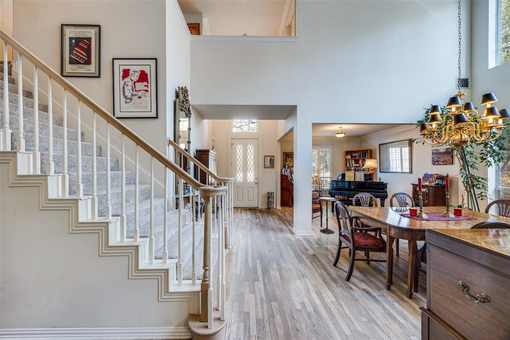 1536 Waterside Court