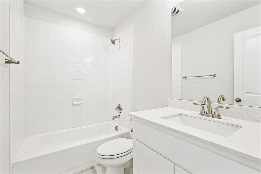 Canyon Falls Village 10-Ar - Residential Lease