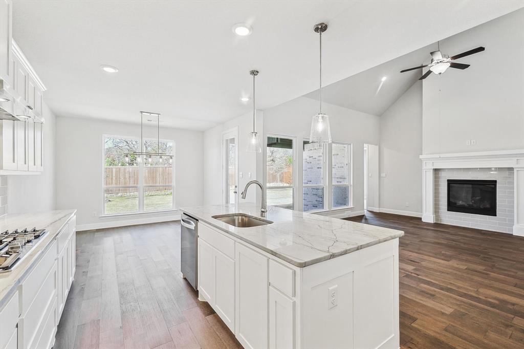 Canyon Falls Village 10-Ar - Residential Lease