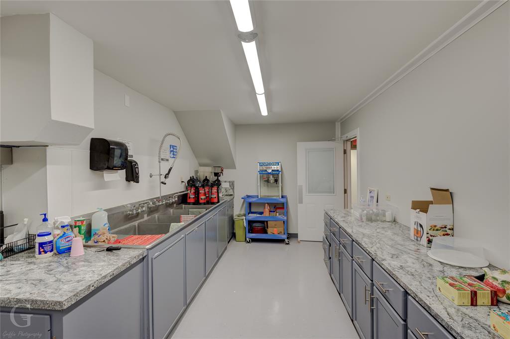 Cloverdale Farms - Commercial Sale