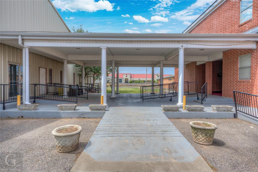 Cloverdale Farms - Commercial Sale