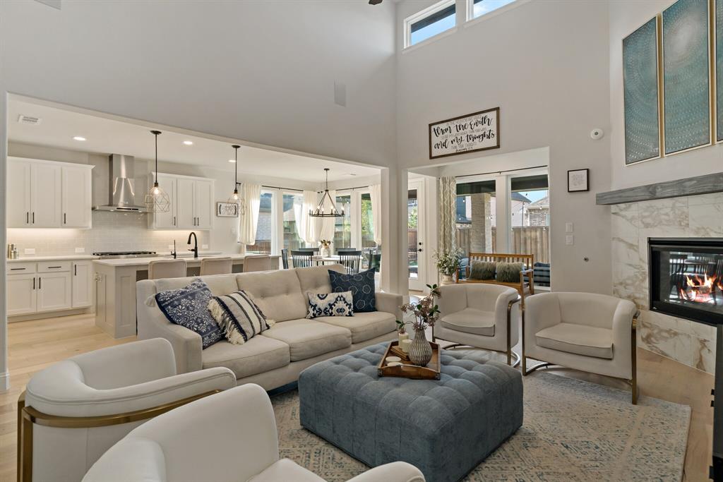 Star Trail Ph Six - Residential