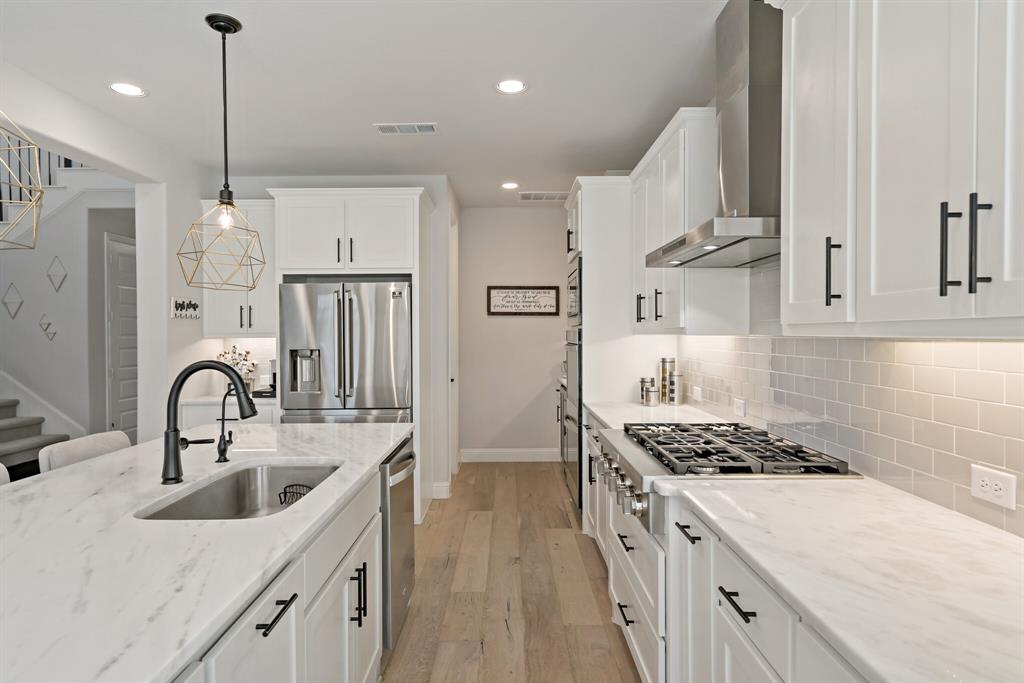 Star Trail Ph Six - Residential