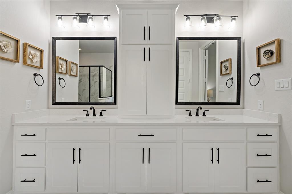 Star Trail Ph Six - Residential