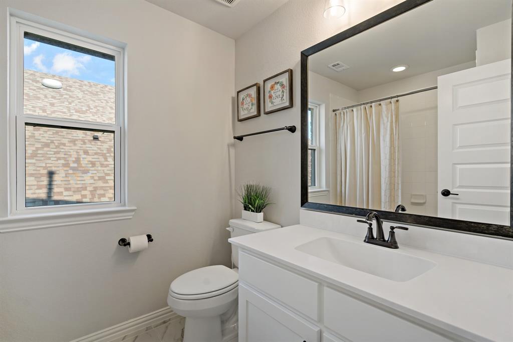 Star Trail Ph Six - Residential