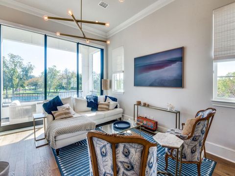 Tiny photo for 2114 Wenge Lane, Dallas, TX 75219 (MLS # 21184449)