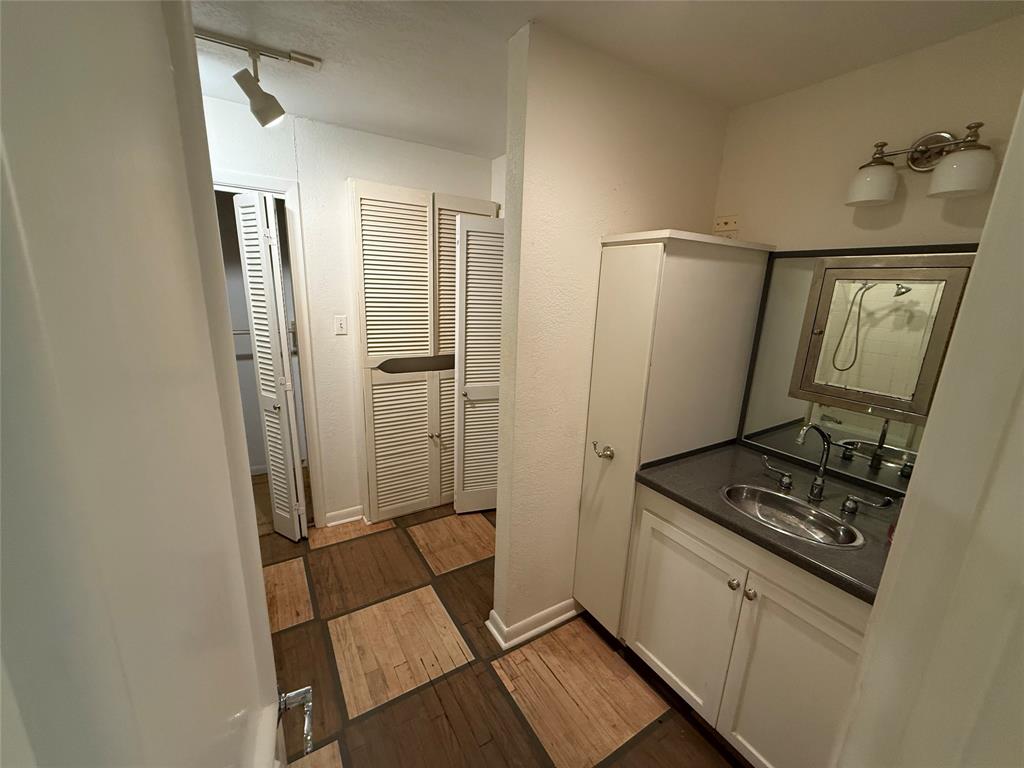 Russell Heights Add - Residential