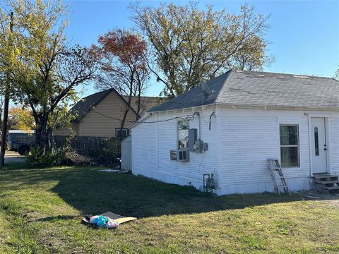 A home in Mineral Wells