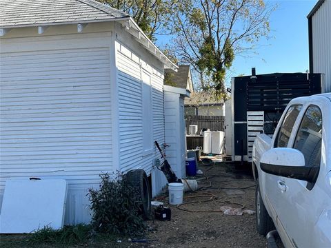 A home in Mineral Wells