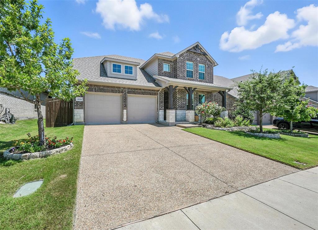 2114 Maplewood Drive